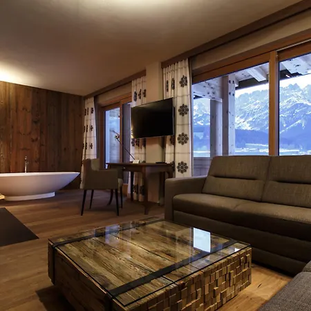 Hotel In Tirol