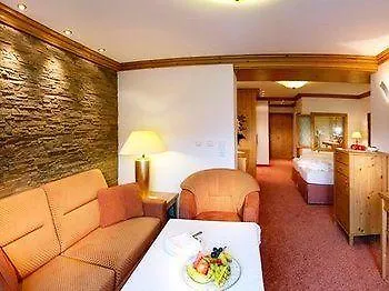 Sporthotel In Tirol 4*