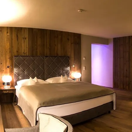 In Tirol Hotel 4*